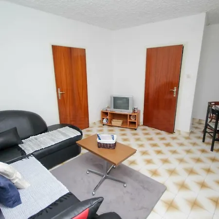 Tribunj Apartmán